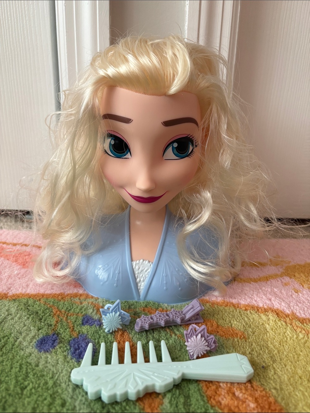 Disney Elsa styling head